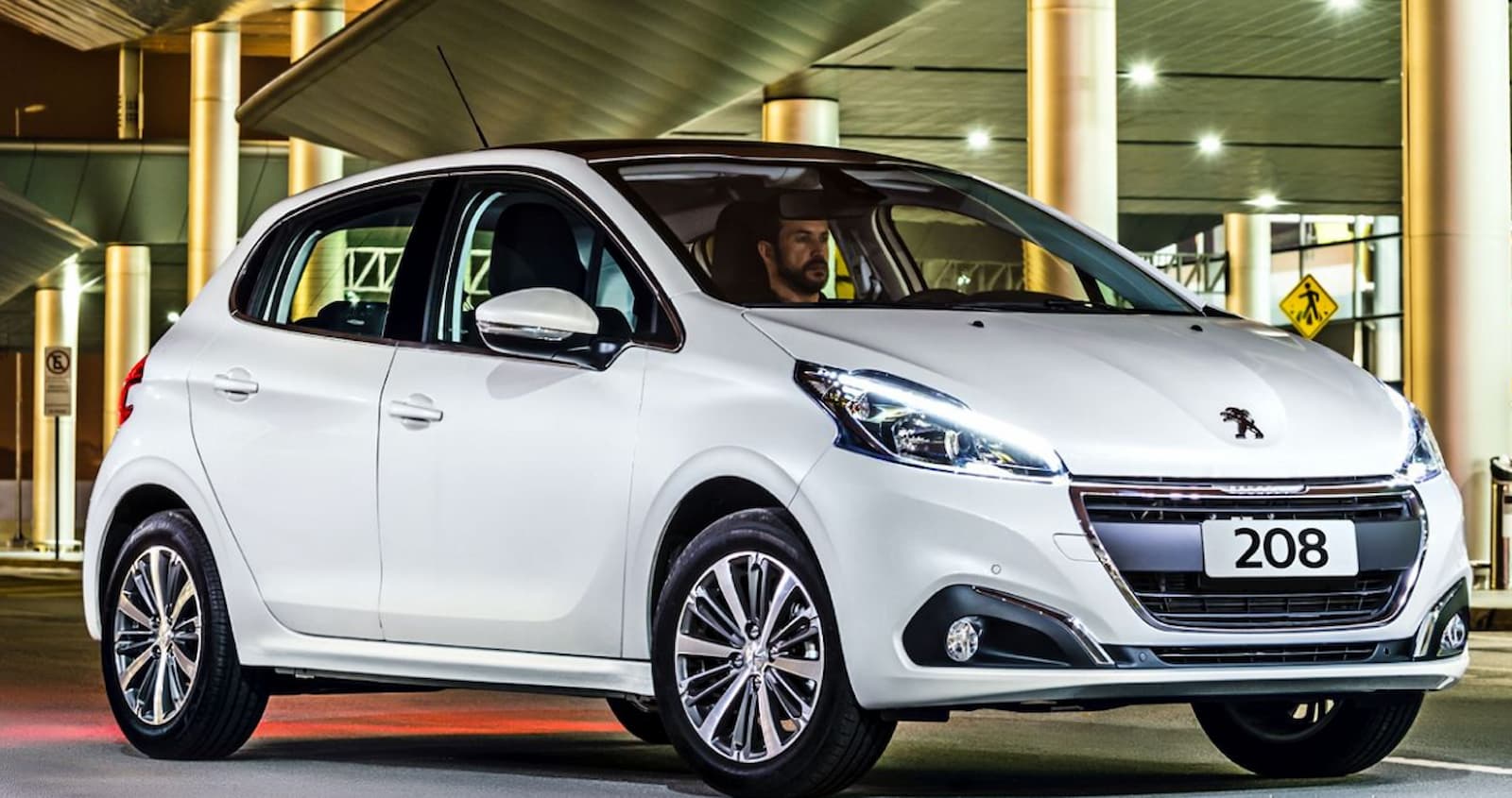Peugeot 208 Griffe Business Auto,
