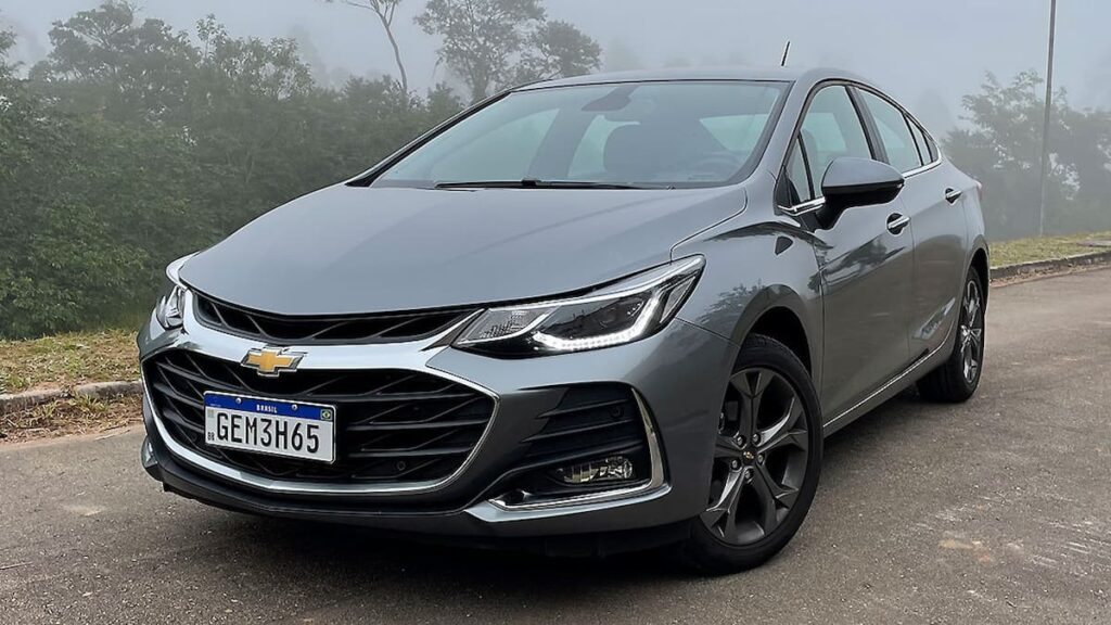 Cruze ou Honda Civic Qual Vale Mais a Pena? Veja os Prós e Contras